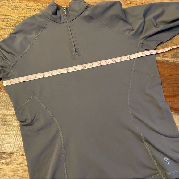 Mountain Hardwear Long Sleeve 1/4 Zip Baselayer gray - Picture 6 of 9